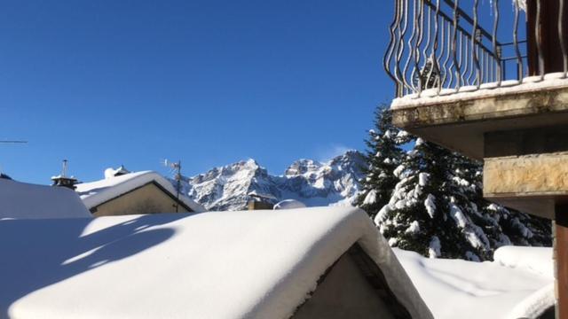 Casa Laure II - Panticosa Appartement Buitenkant foto